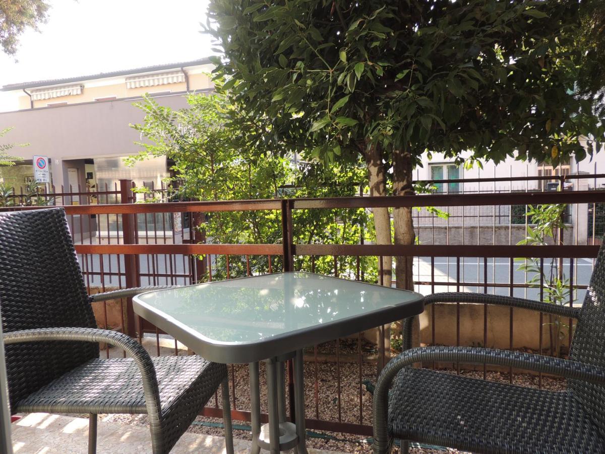 Ferienwohnung Appa49 Vicino Ospedale Borgo Roma, Fiera E Univr Verona Exterior foto