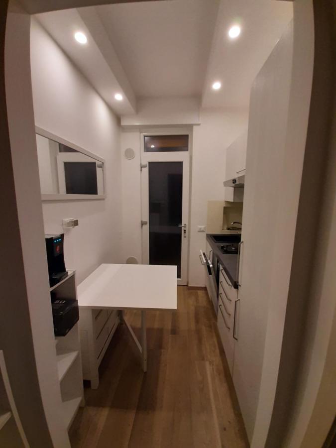 Ferienwohnung Appa49 Vicino Ospedale Borgo Roma, Fiera E Univr Verona Exterior foto